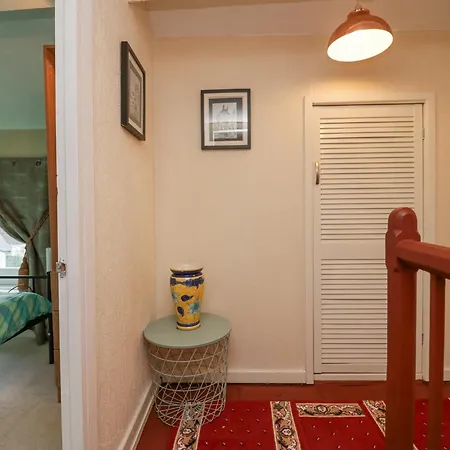 Vale View Holiday home