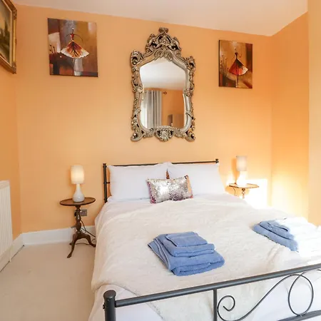 Vale View Holiday home *